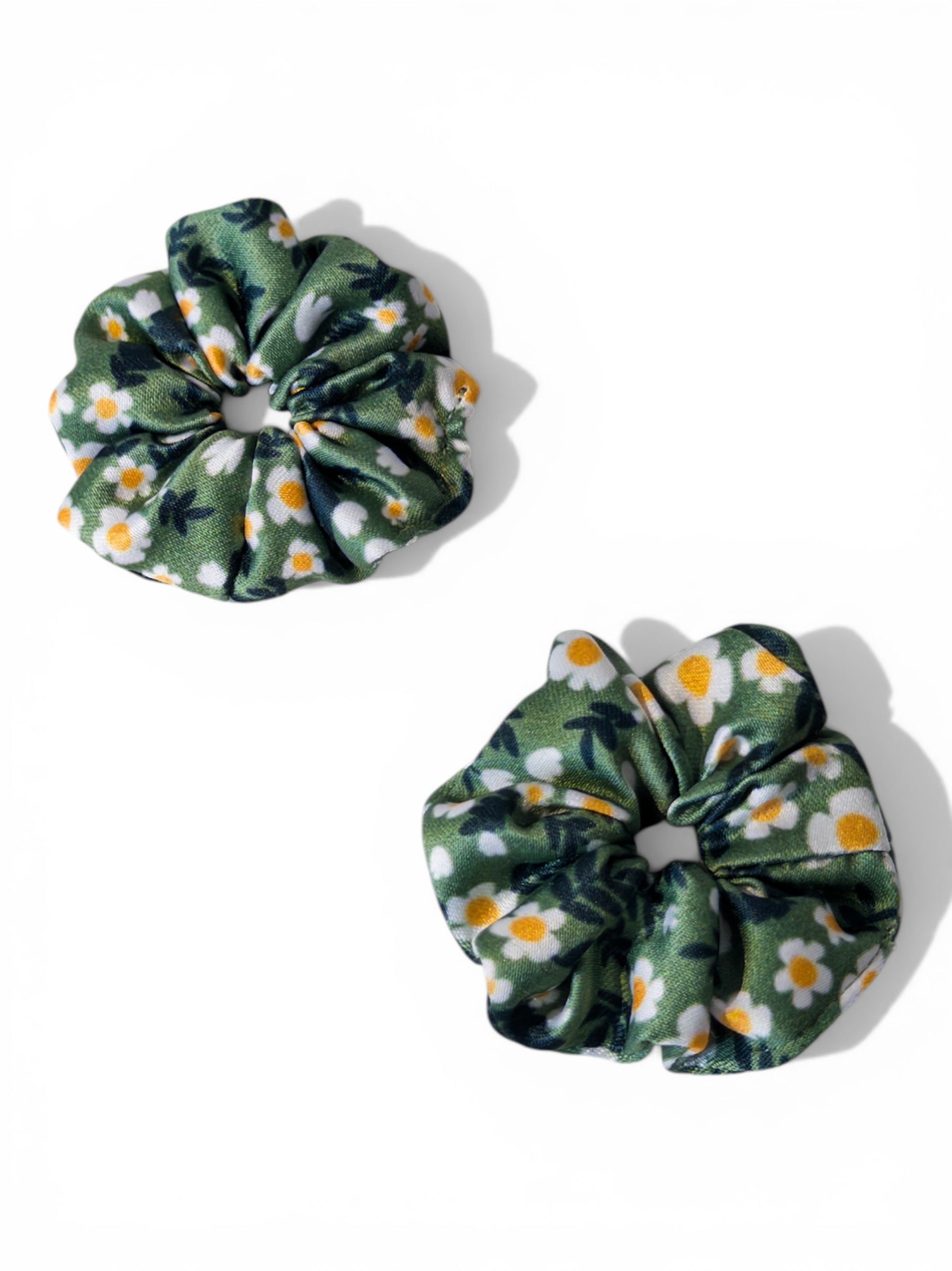 Forest Daisy - XXL Handmade Scrunchie